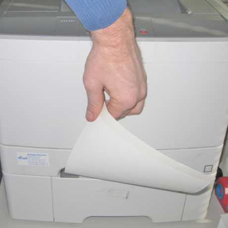 Das Visual Fahnenschild M Etikett kann in einem Laserdrucker bedruckt werden