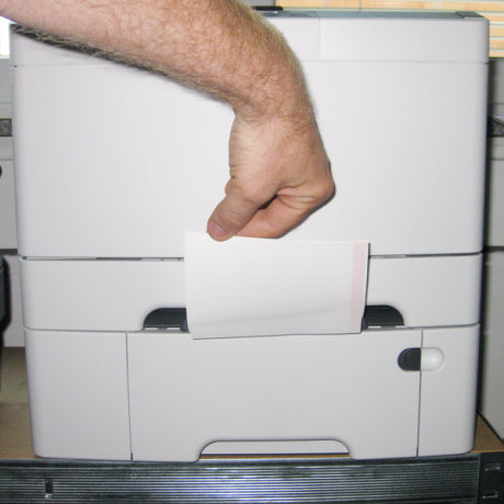 Die KVP-Karte 1x kleb kann einfach mit einem Laserdrucker bedruckt werden