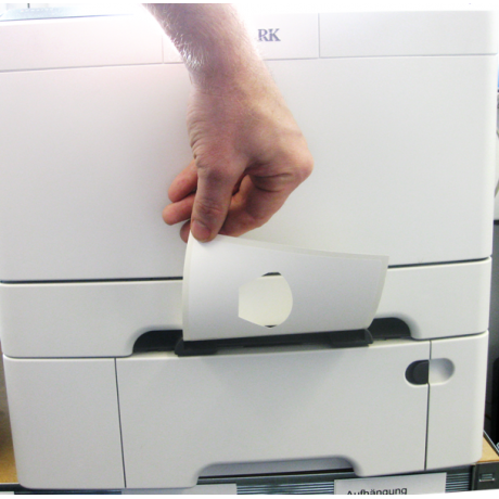 Das mitgelieferte Etikett der Parkscheibe Flex kann im Laserdrucker einfach bedruckt werden